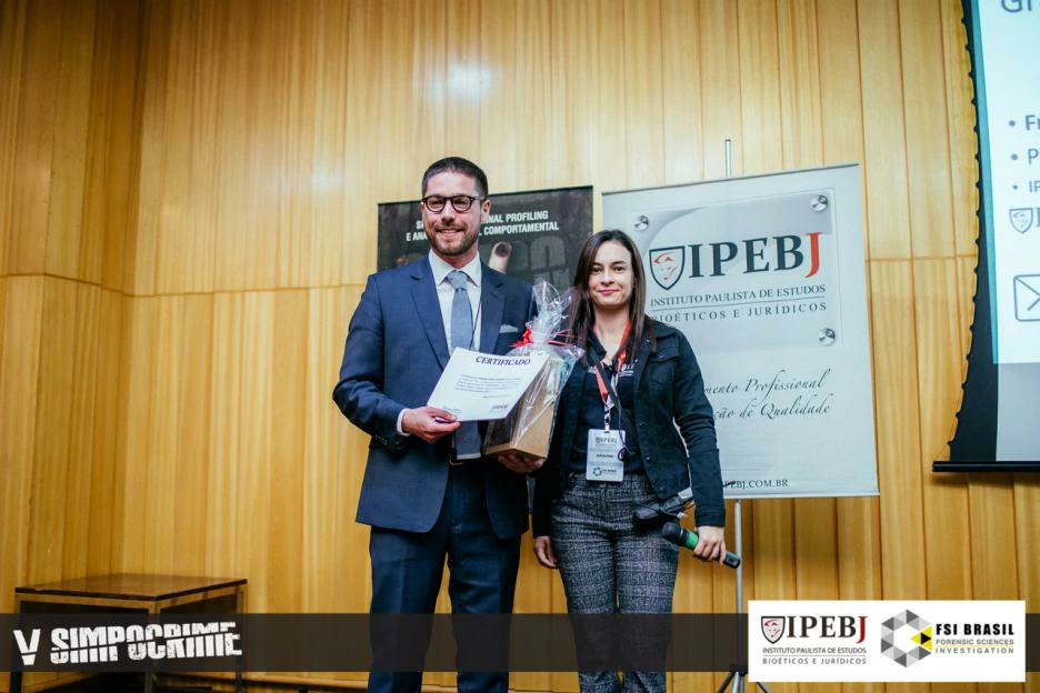 V SIMPOCRIME