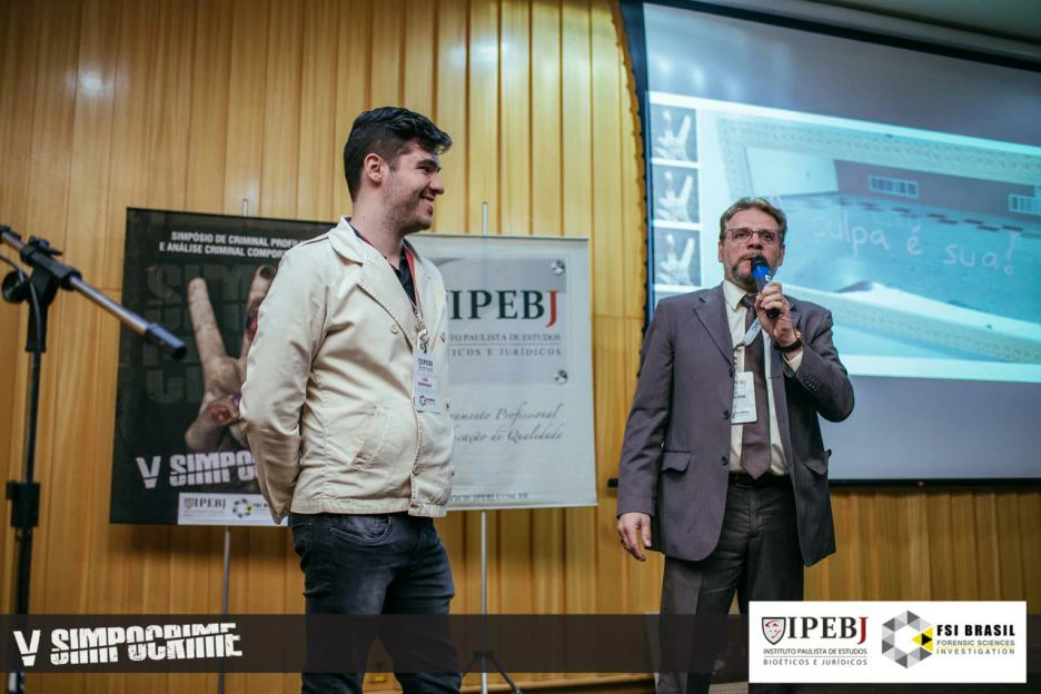 V SIMPOCRIME