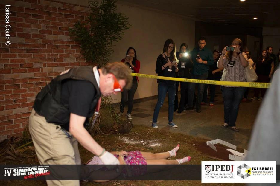IV SIMPOCRIME