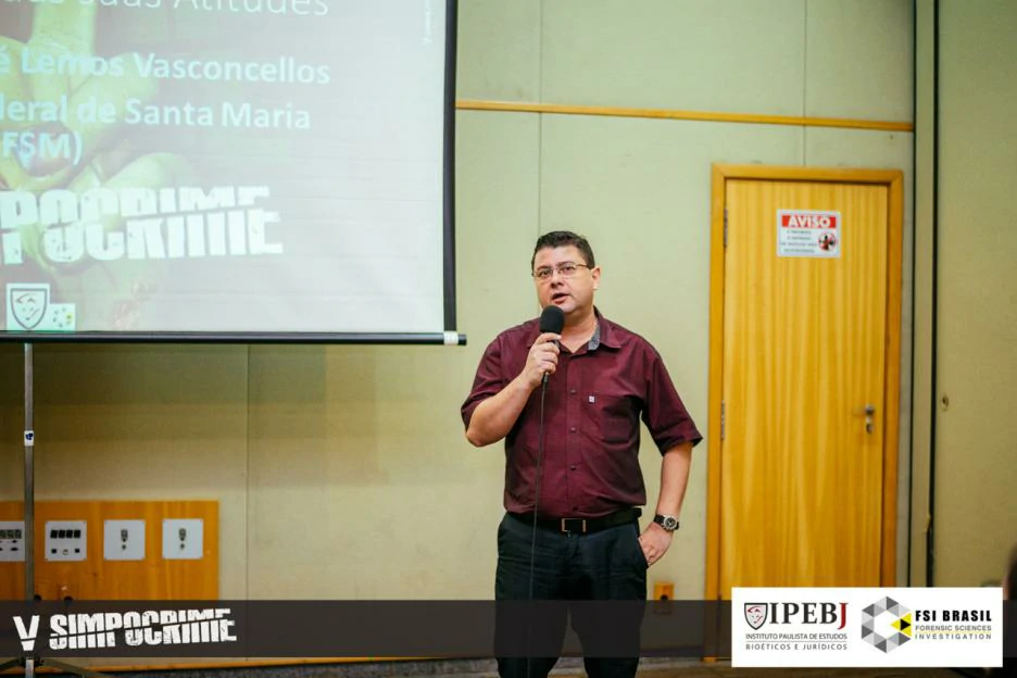 V SIMPOCRIME