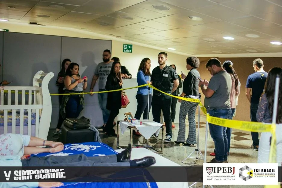 V SIMPOCRIME