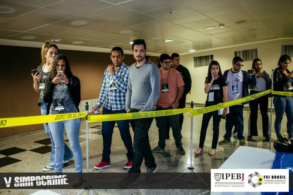 V SIMPOCRIME