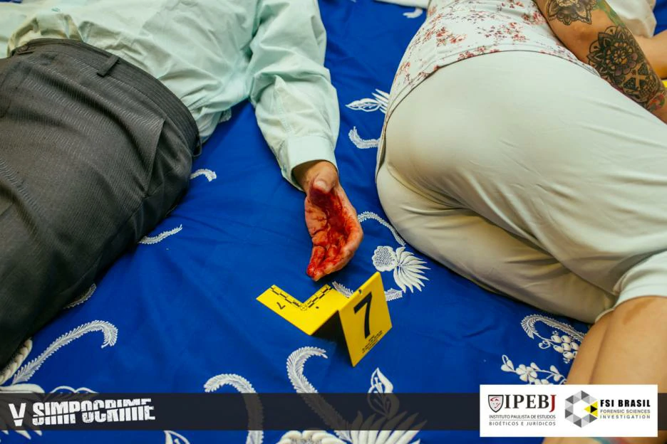 V SIMPOCRIME