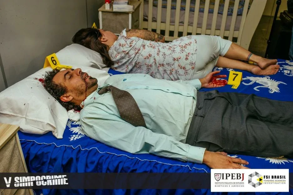 V SIMPOCRIME