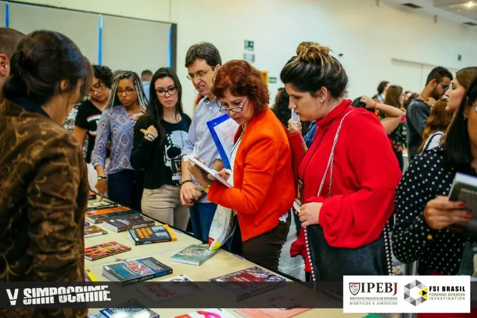 V SIMPOCRIME