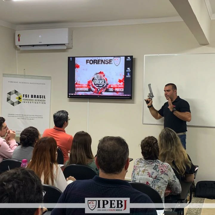 Combate Forense: Balística Forense
